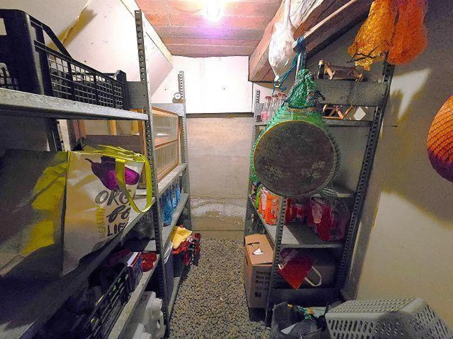 «31/2-Zimmer-Rustico an sehr ruhiger, sonniger Aussichtslage mit viel Land /Cascina di 3,5 loc. in mezza alla natura con grande terreno» - Foto 20 von 40