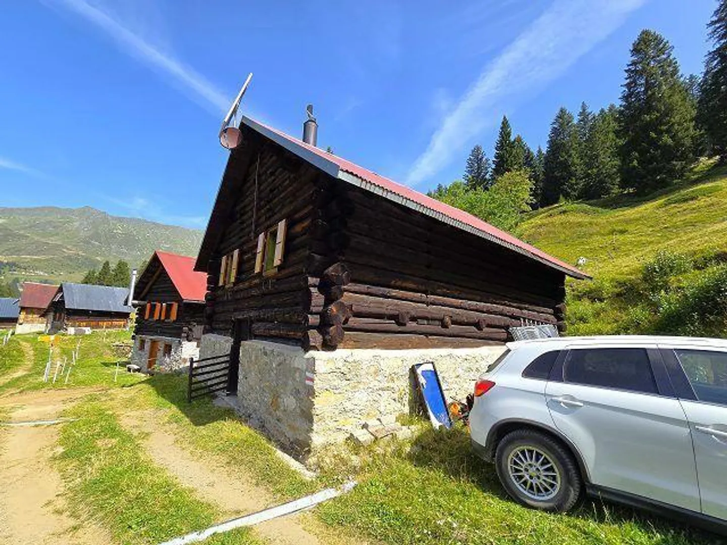 «31/2-Zimmer-Rustico an sehr ruhiger, sonniger Aussichtslage mit viel Land /Cascina di 3,5 loc. in mezza alla natura con grande terreno» - Foto 34 von 40