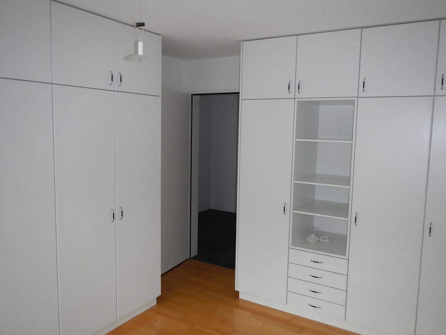 Beautiful quiet 5.5 room apartment with private access to the garden - Photo 6 of 11