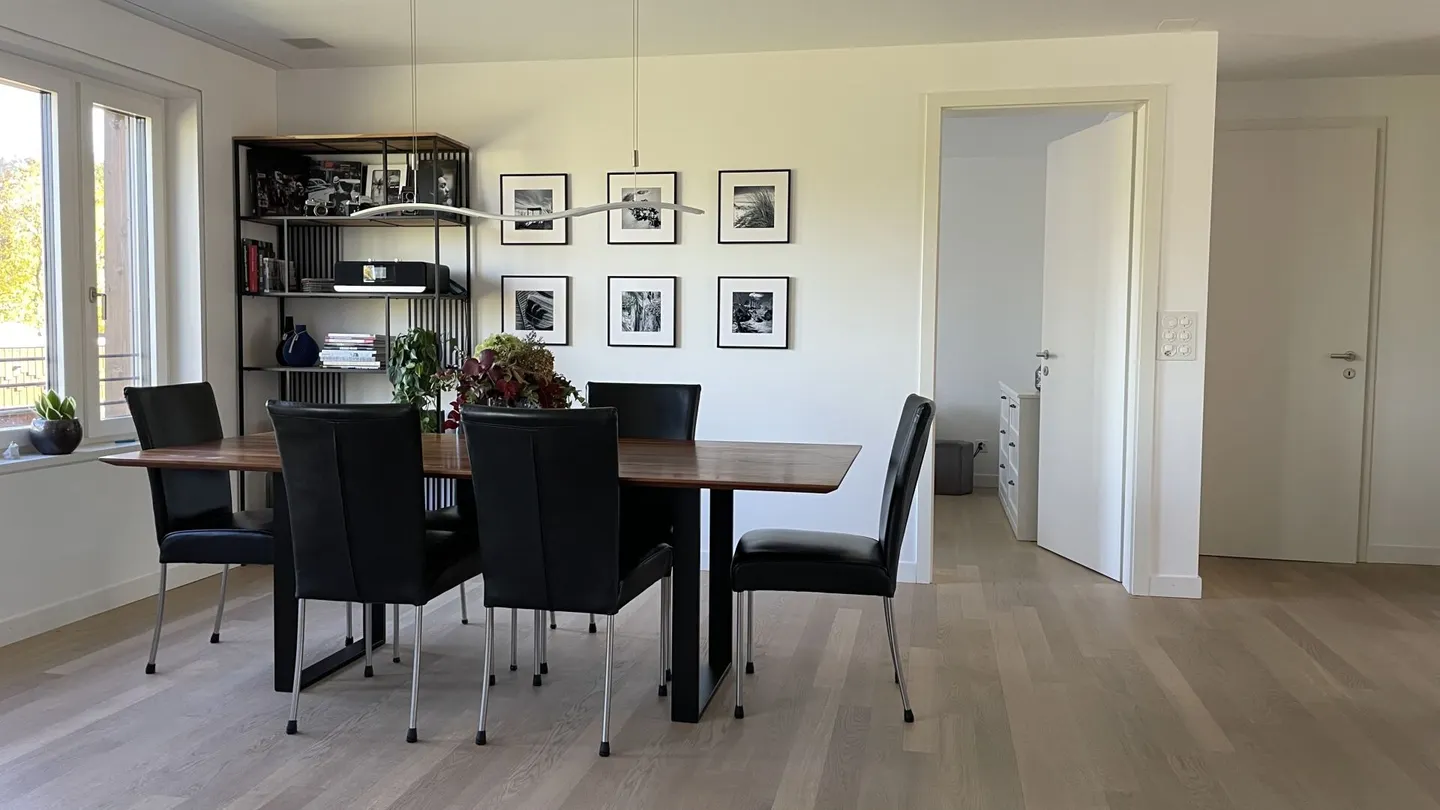 MODERN LIVING BETWEEN CITY AND NATURE - Photo 4 of 5