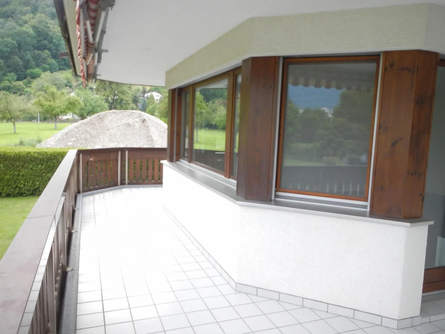 Beautiful quiet 5.5 room apartment with private access to the garden - Photo 9 of 11