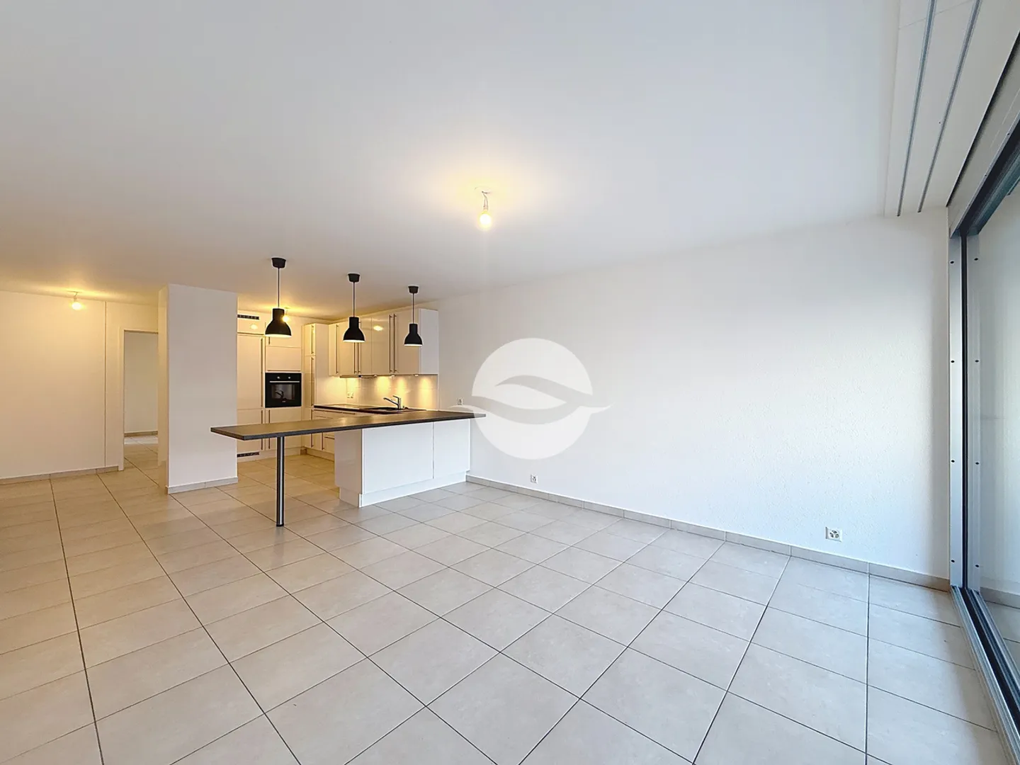 Geräumige, lichtdurchflutete 5-Zimmer-Wohnung, 3 Schlafzimmer! - Foto 1 von 12