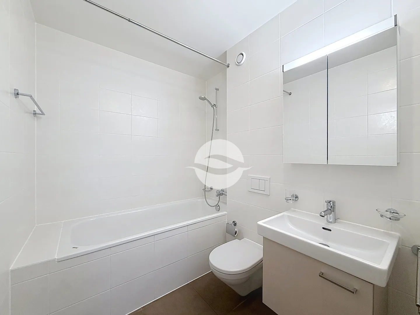 Geräumige, lichtdurchflutete 5-Zimmer-Wohnung, 3 Schlafzimmer! - Foto 7 von 12