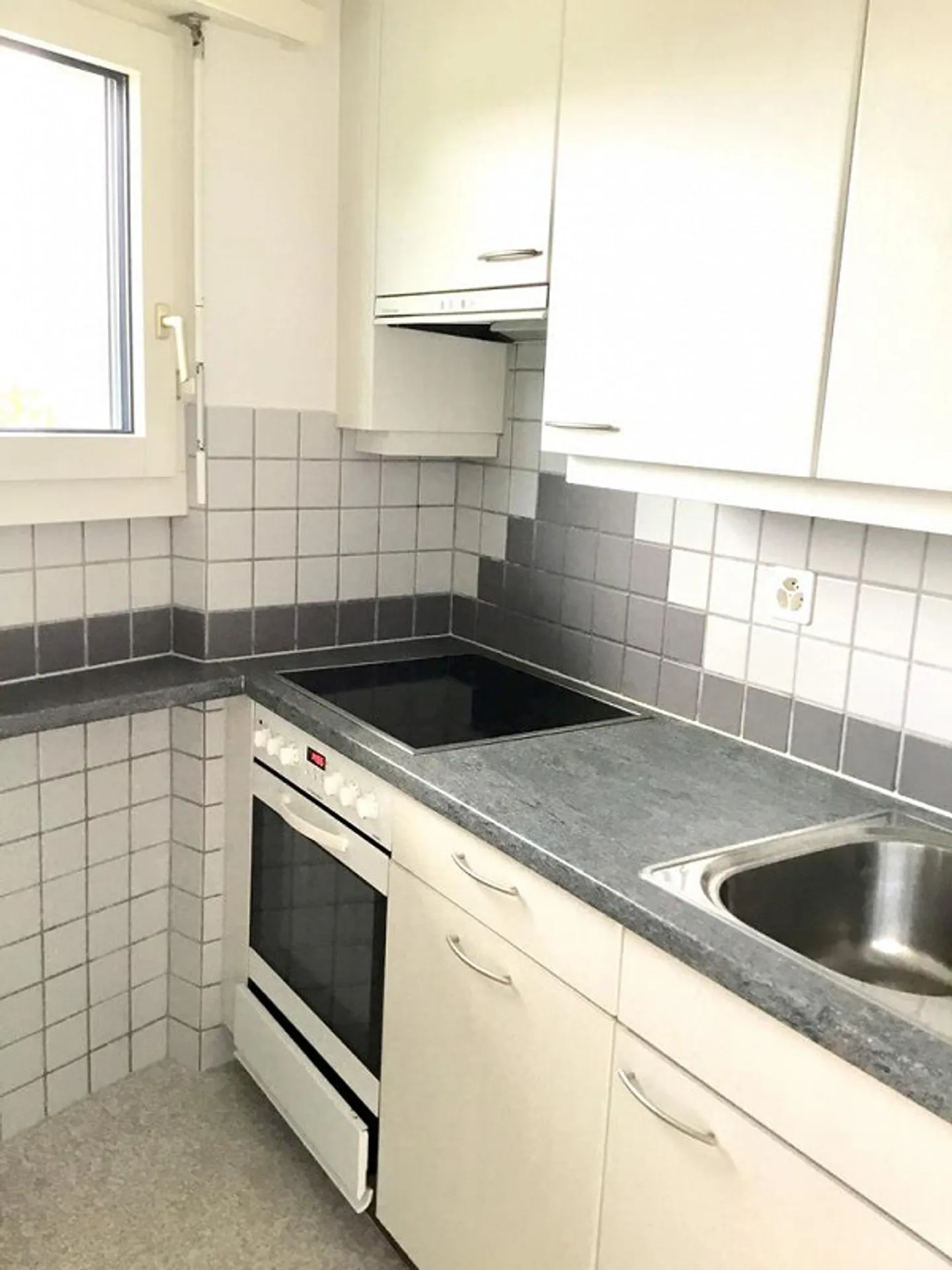 Viewing: Thursday, 12.03.2026 between 5:00 PM - 6:00 PM - Photo 2 of 7