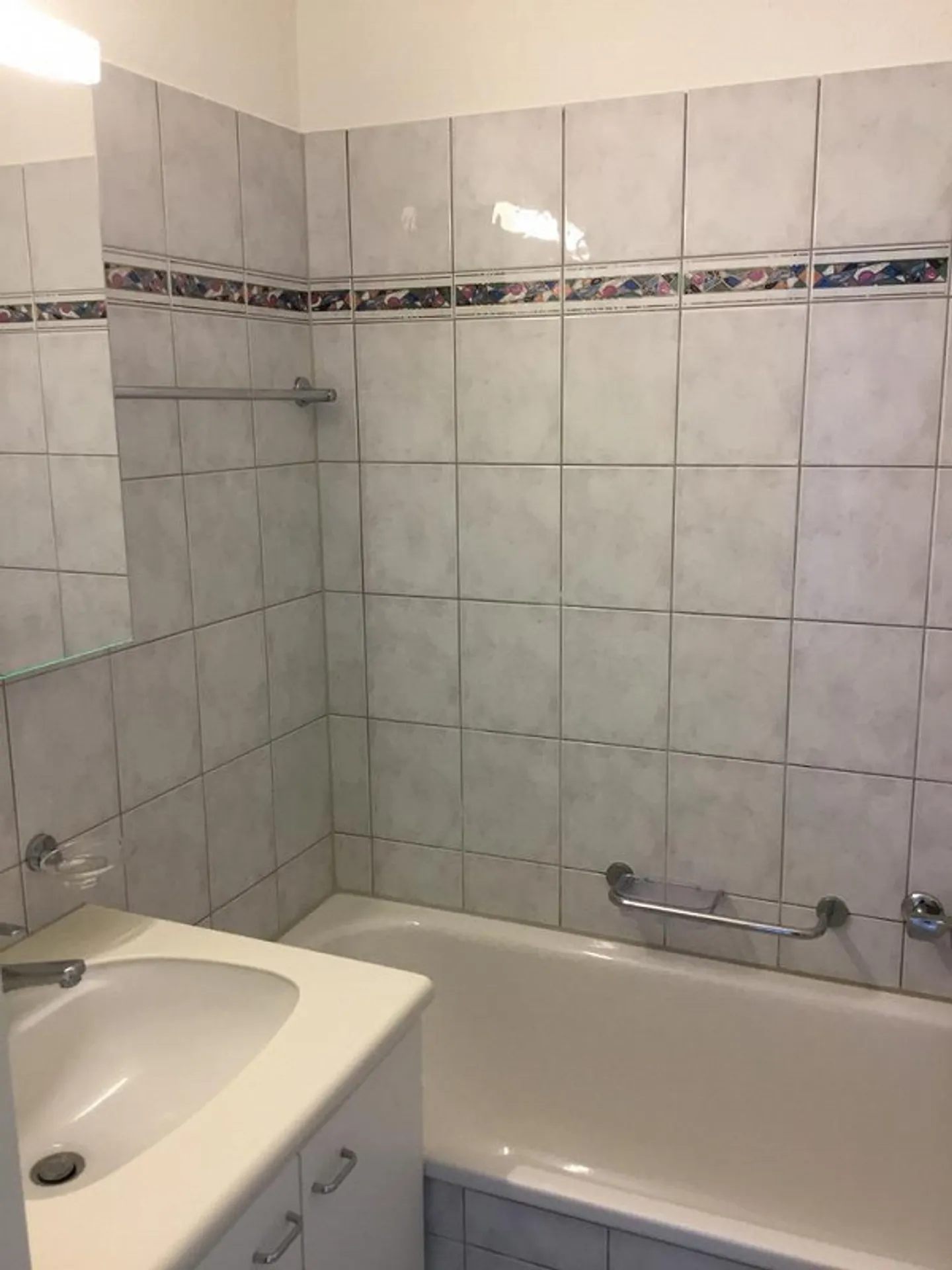 Viewing: Thursday, 12.03.2026 between 5:00 PM - 6:00 PM - Photo 3 of 7