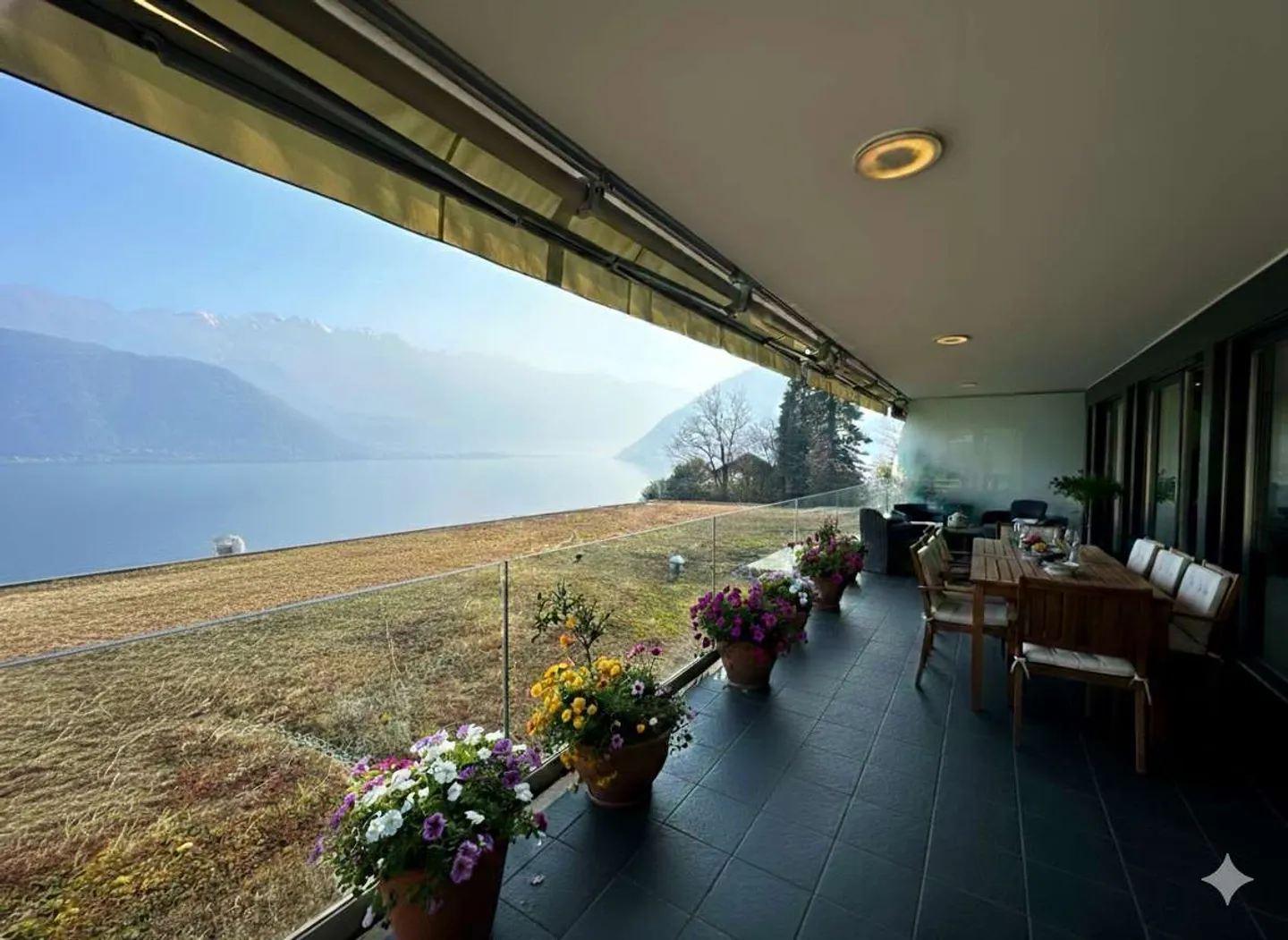 Luxuriöses Appartement mit Seeblick - Foto 2 von 13