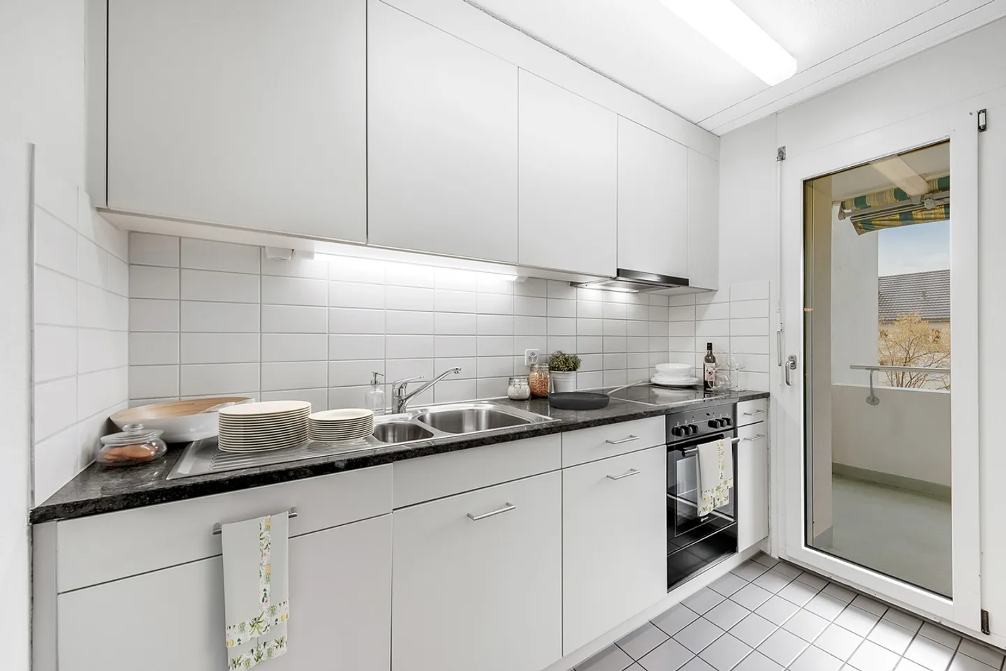 Dans un quartier résidentiel calme et verdoyant - Photo 8 sur 11