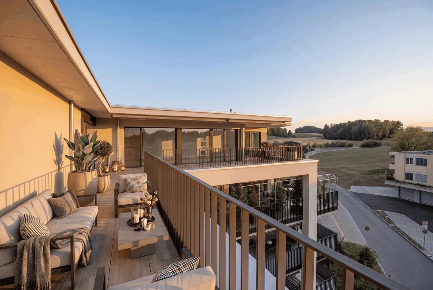 Bijou penthouse de 148 m² avec terrasse de 137 m² et sauna extérieur - Photo 1 sur 5