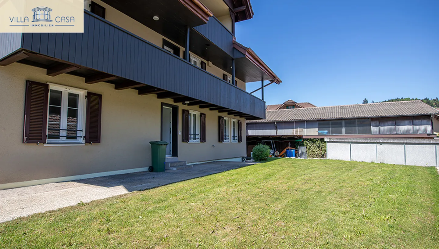 Casa multifamiliare ristrutturata con tre appartamenti - Foto 8 di 8