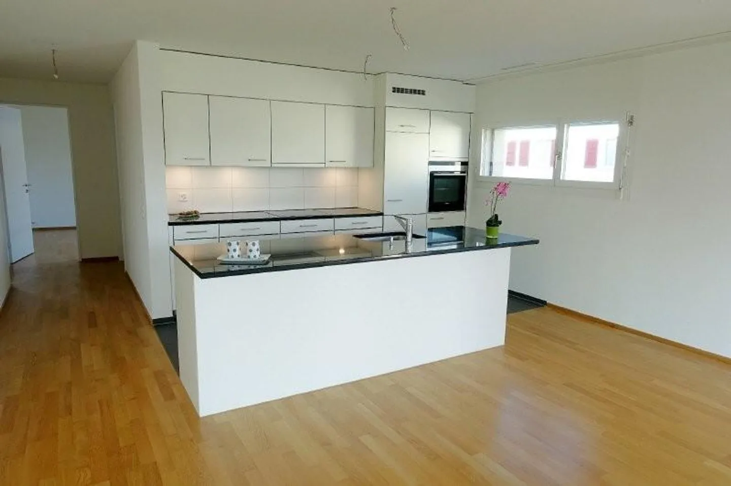 Exclusive 3.5-room living oasis with garden seating area - Photo 1 of 7