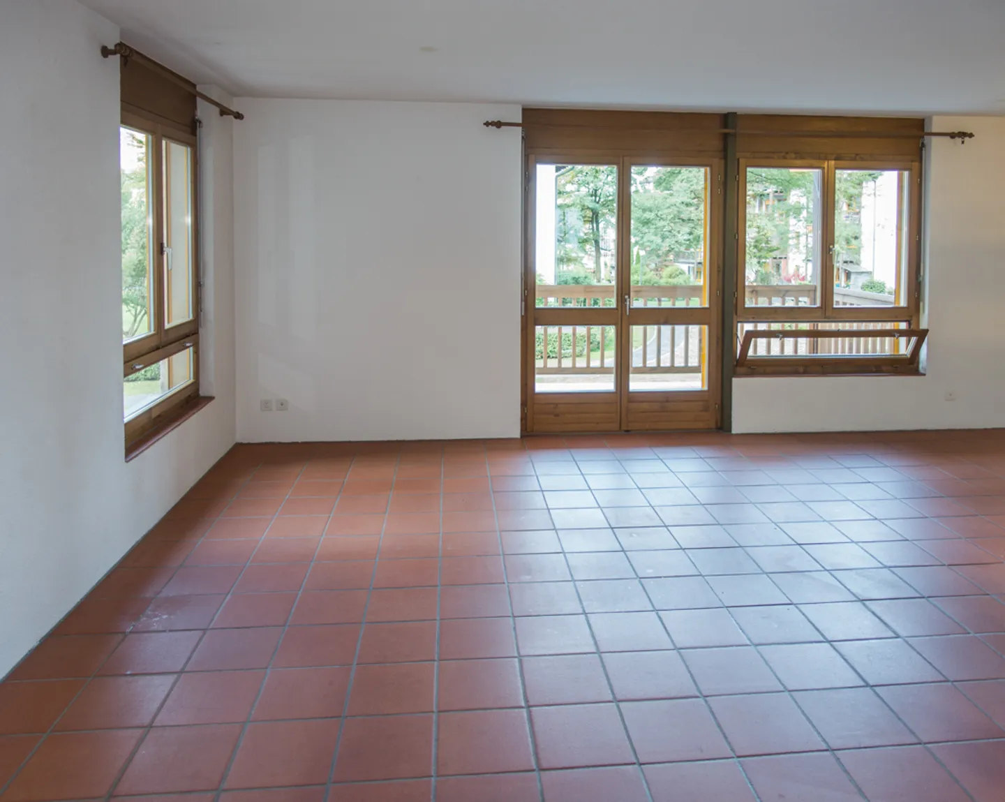 Luminoso appartamento di 4.5 locali con balcone e garage a Schänis - Foto 9 di 9