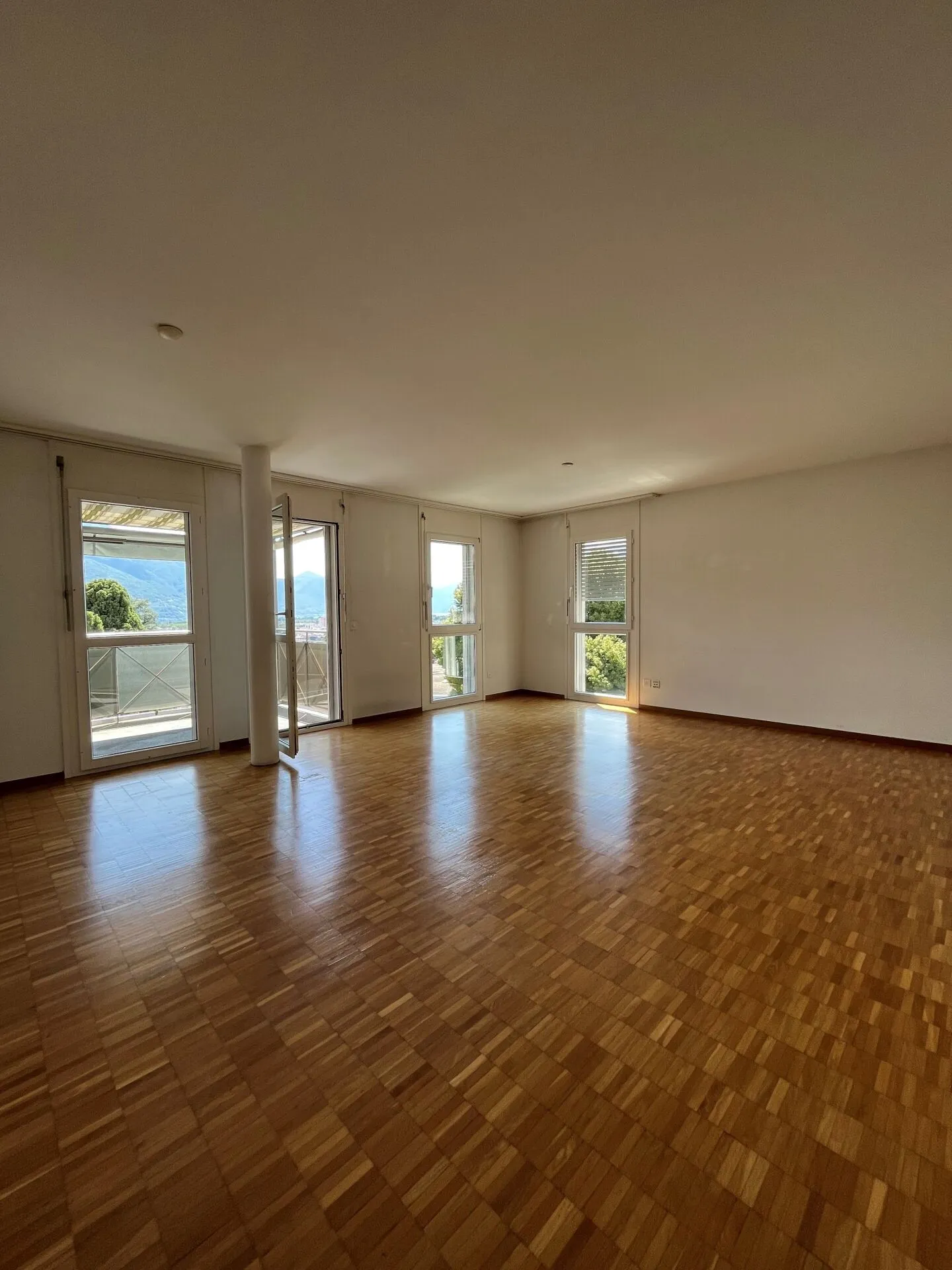 Attico Muralto 4.5 rooms - Also secondary residence - Photo 7 of 16