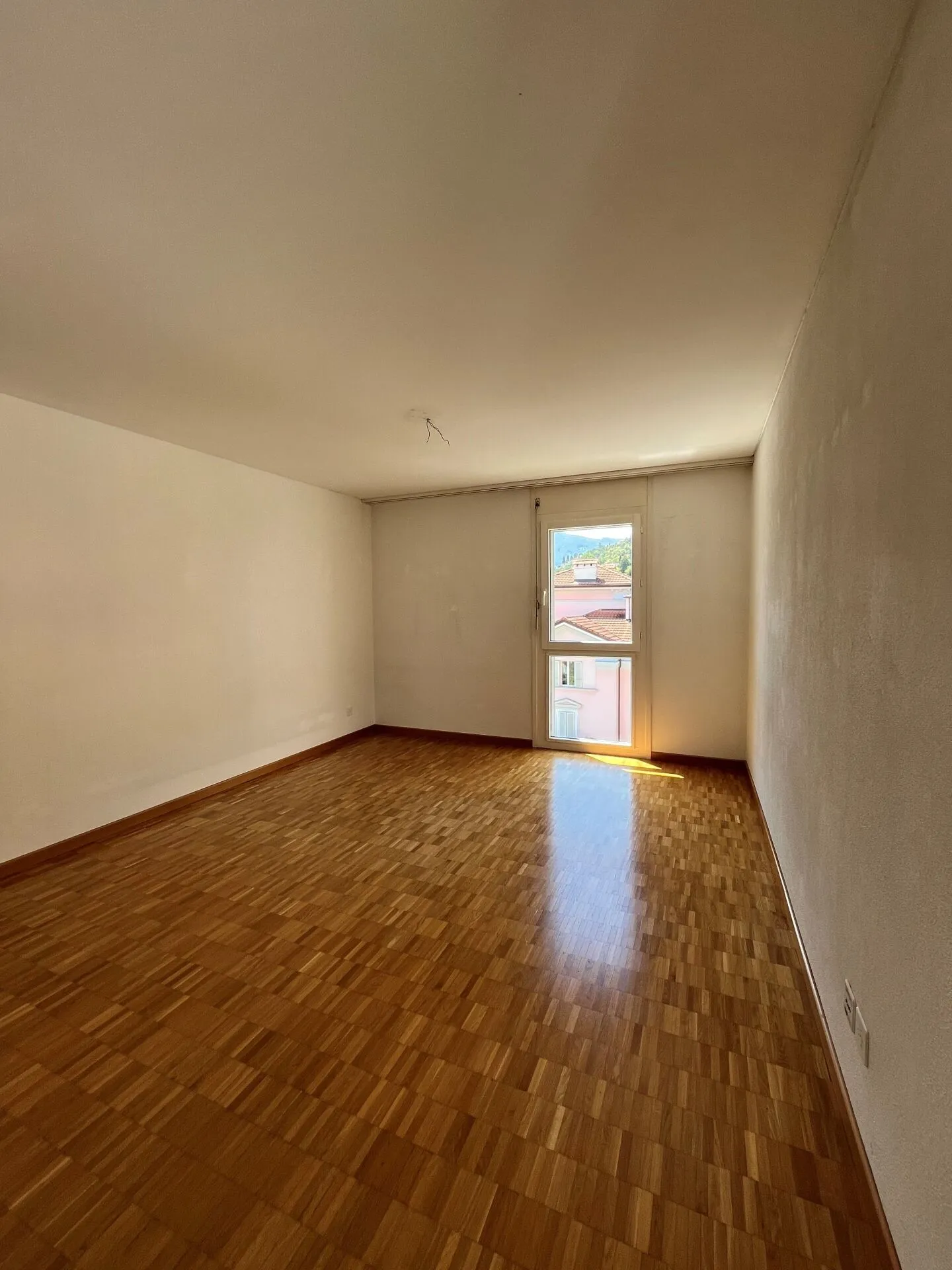 Attico Muralto 4.5 rooms - Also secondary residence - Photo 12 of 16