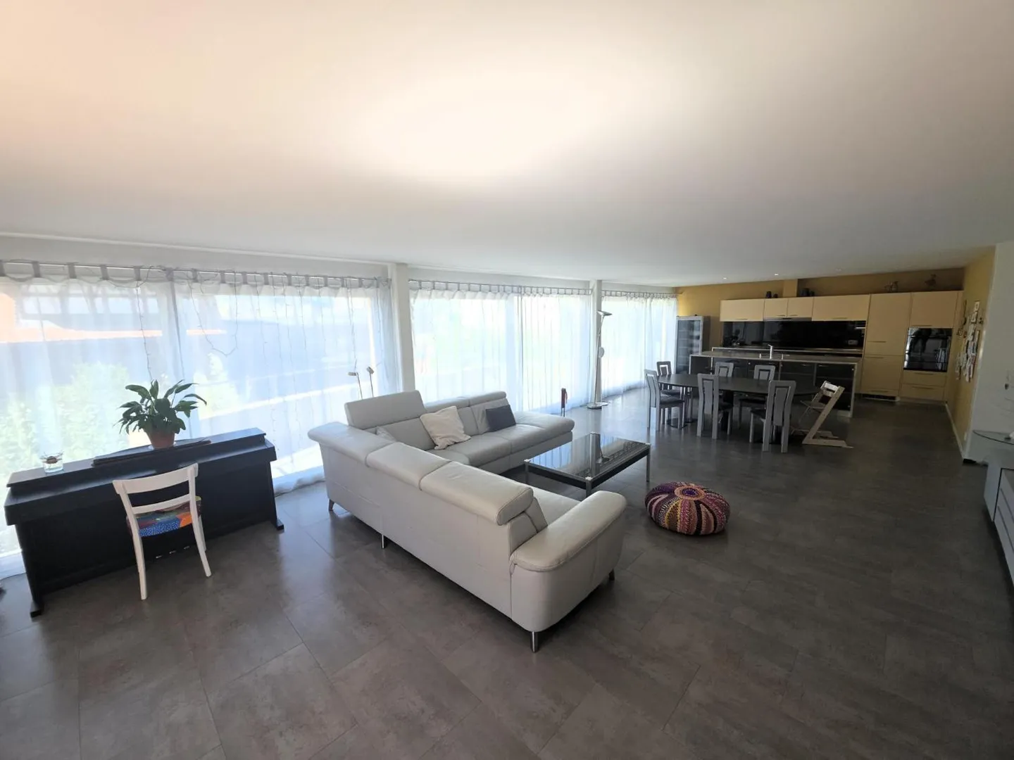 4.5 Room Apartment - Photo 3 of 13