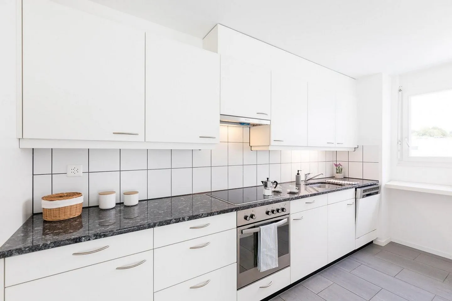 Appartamento moderno con patio spazioso - Foto 3 di 7