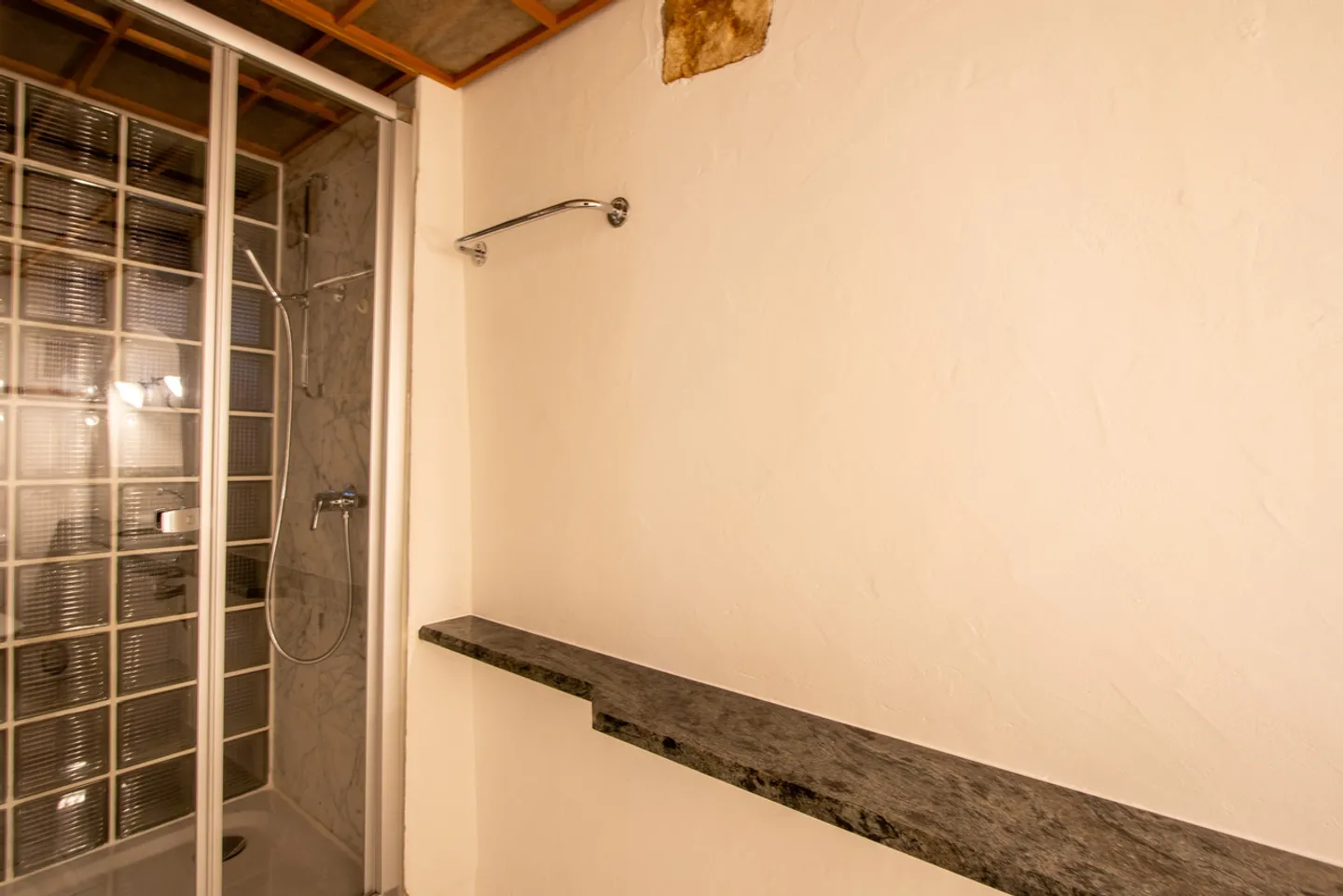 Charmante Wohnung in Murten - Foto 4 von 7