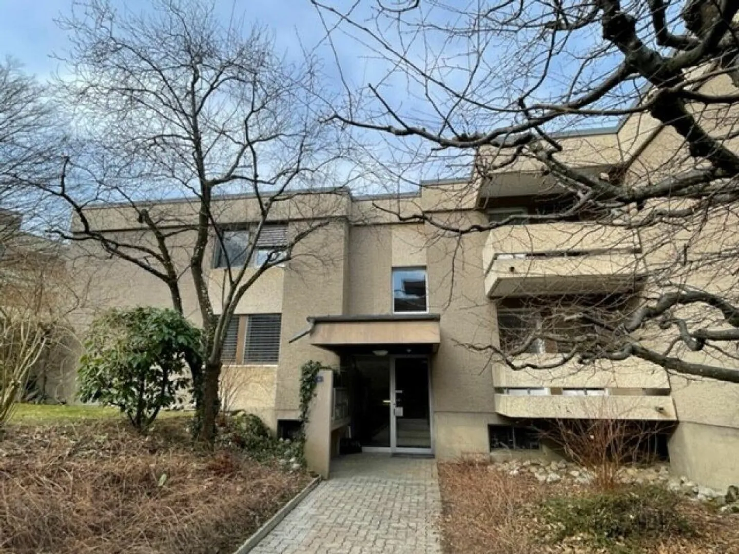 Appartement 3.5 pièces à Rüfenacht - Photo 1 sur 10