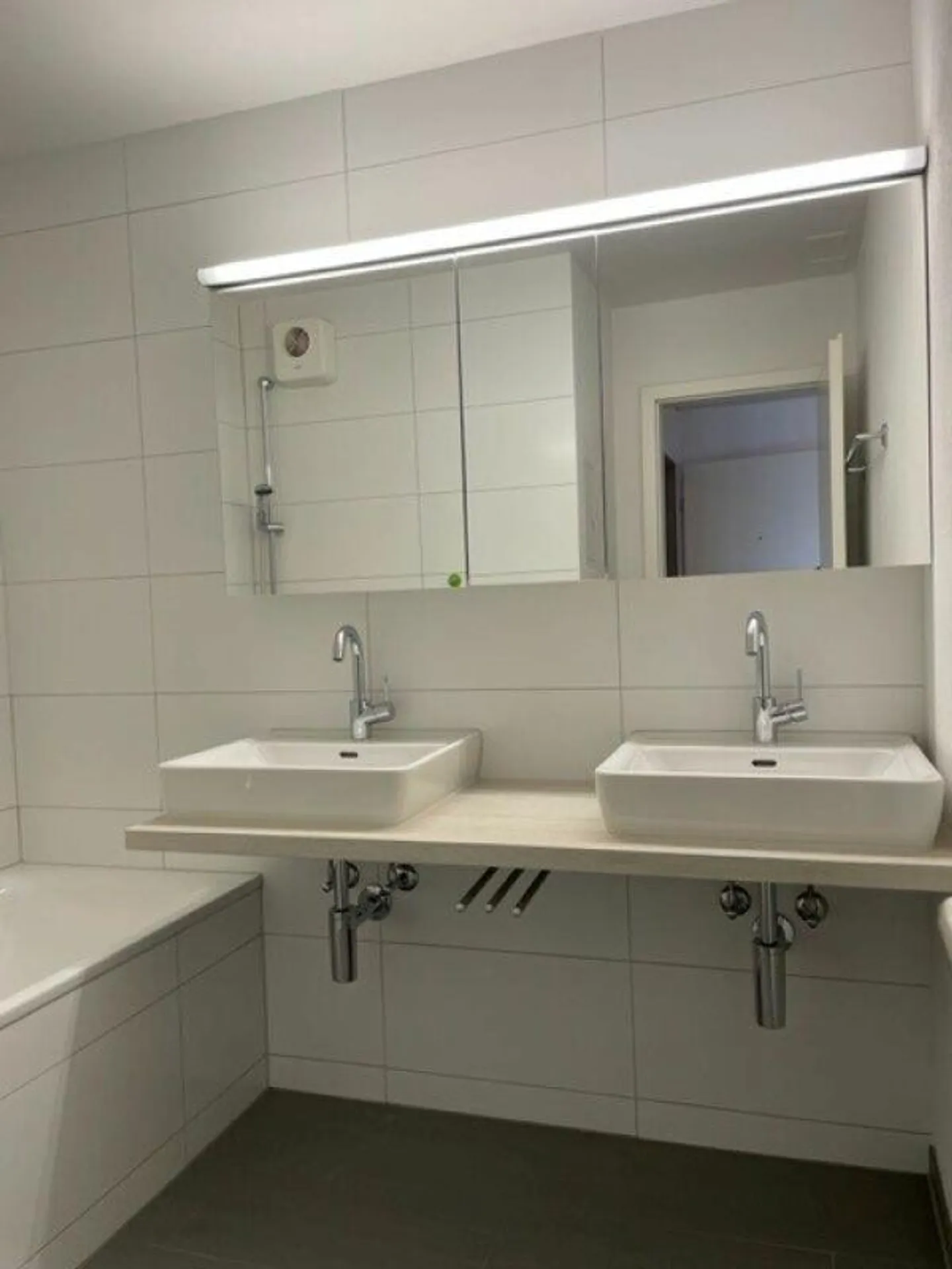 Appartement 3.5 pièces à Rüfenacht - Photo 8 sur 10