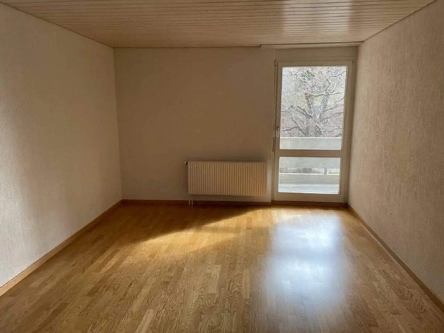 Appartement 3.5 pièces à Rüfenacht - Photo 5 sur 10