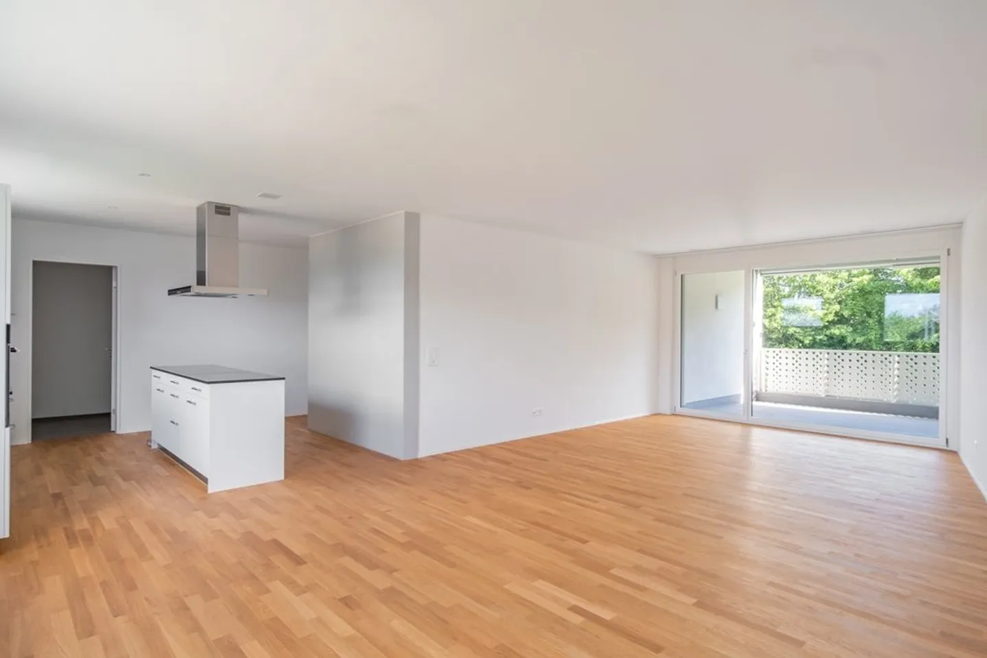 Apartment for rent - Photo 3 of 11