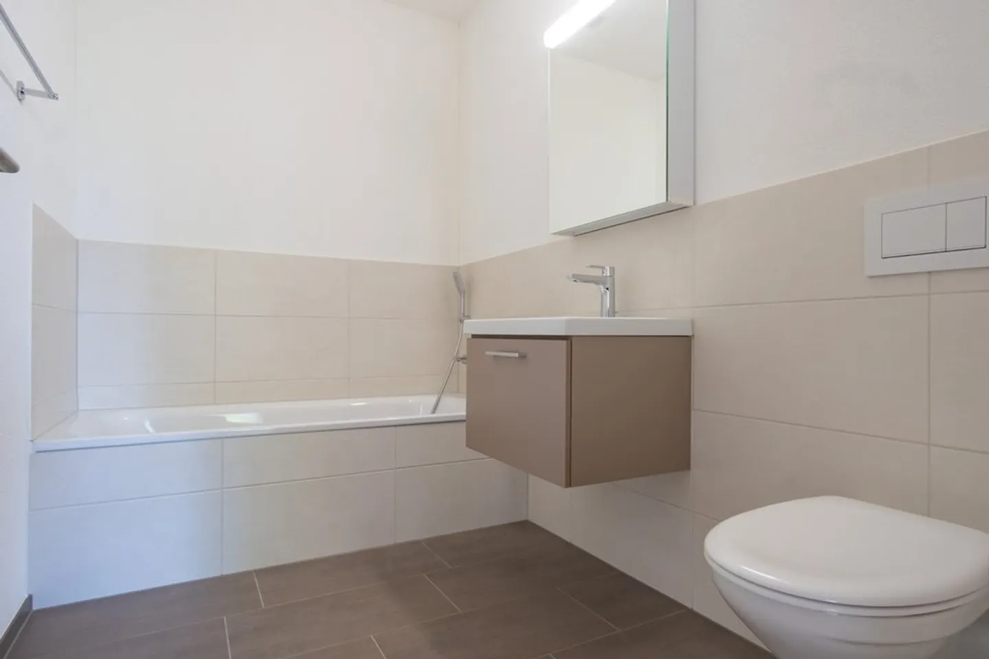 Apartment for rent - Photo 9 of 11