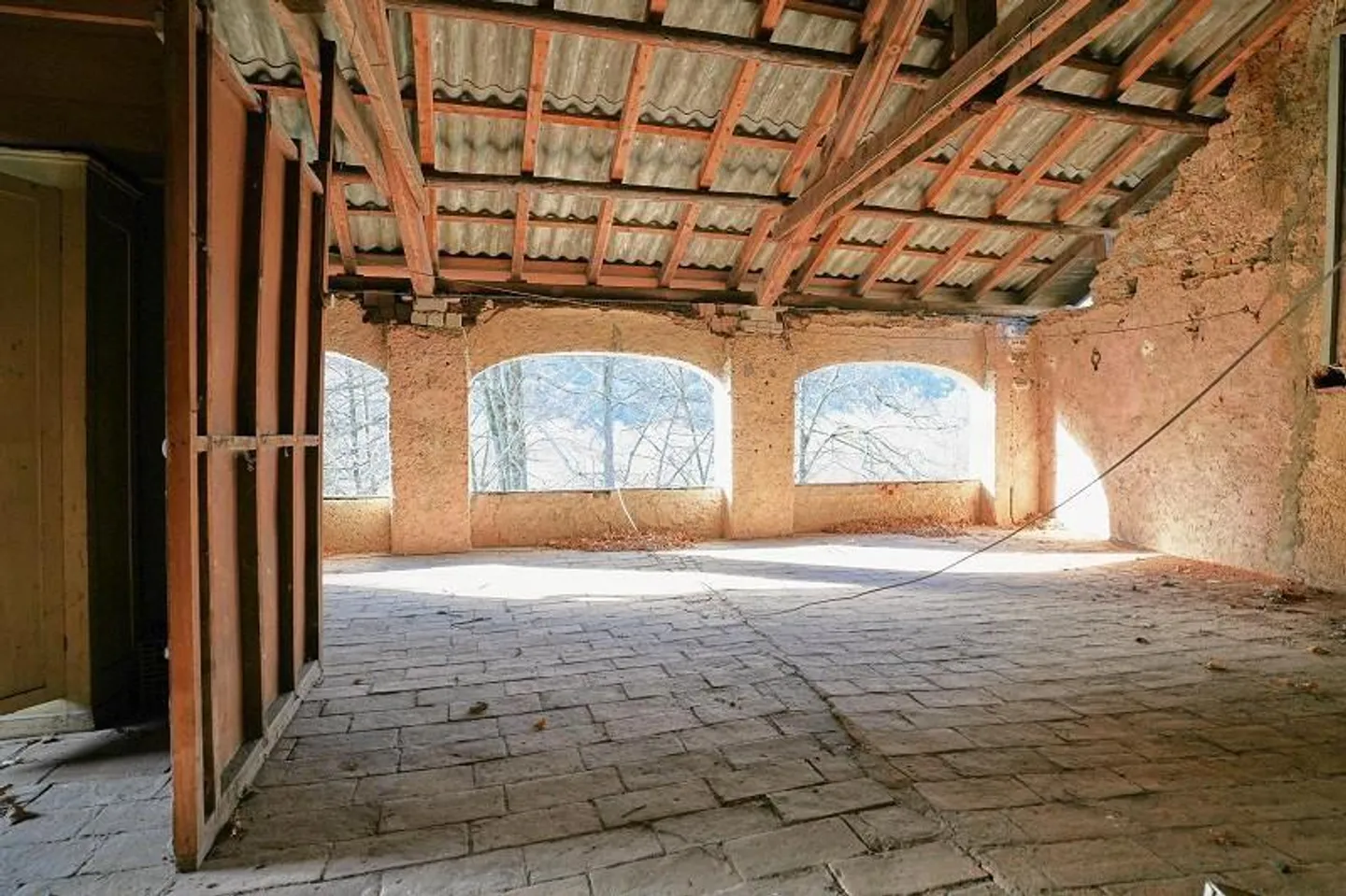 Grotto with 6 rooms and large plot / grotto with 6 rooms and ... - Photo 18 of 33