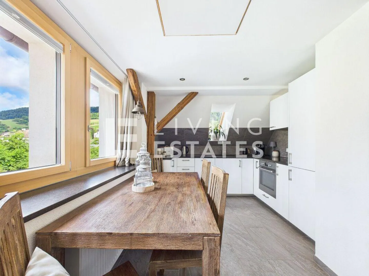 Alpine Chic Wohnung mit Aussicht - Foto 3 von 11