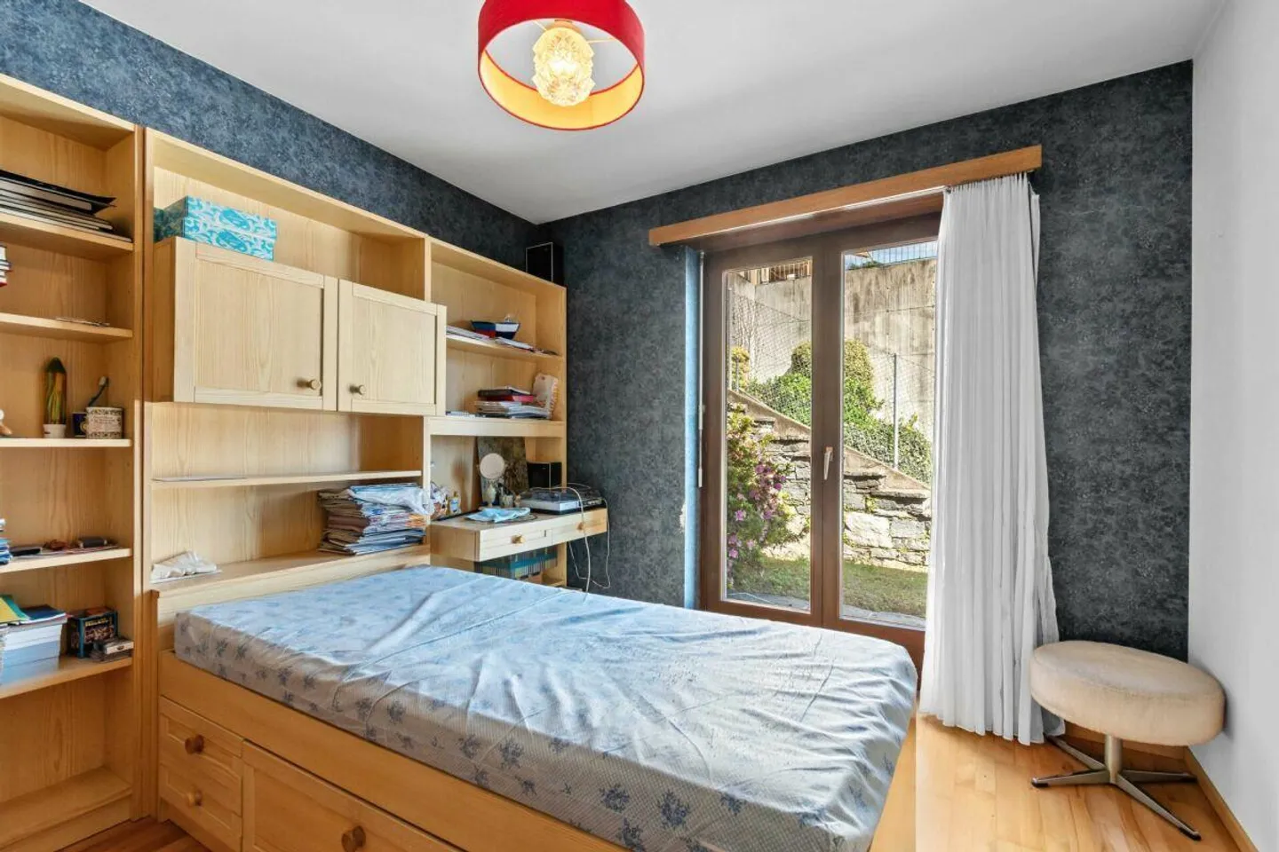 Magnifique maison jumelée de 8,5 pièces avec piscine et vue imprenable - Photo 11 sur 28