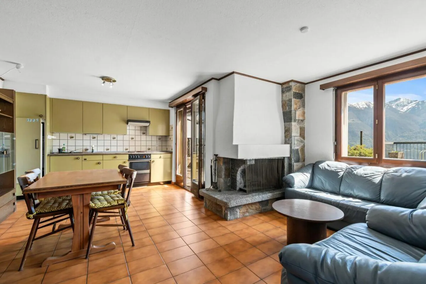 Magnifique maison jumelée de 8,5 pièces avec piscine et vue imprenable - Photo 20 sur 28