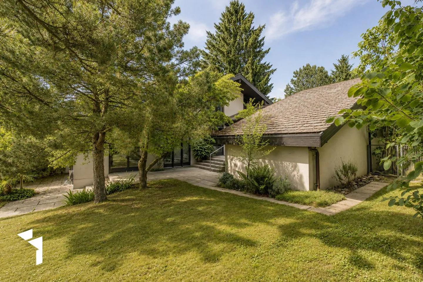 Fehr Real Estate - Idyllic 4.5-Room Atrium Villa - Photo 2 of 18