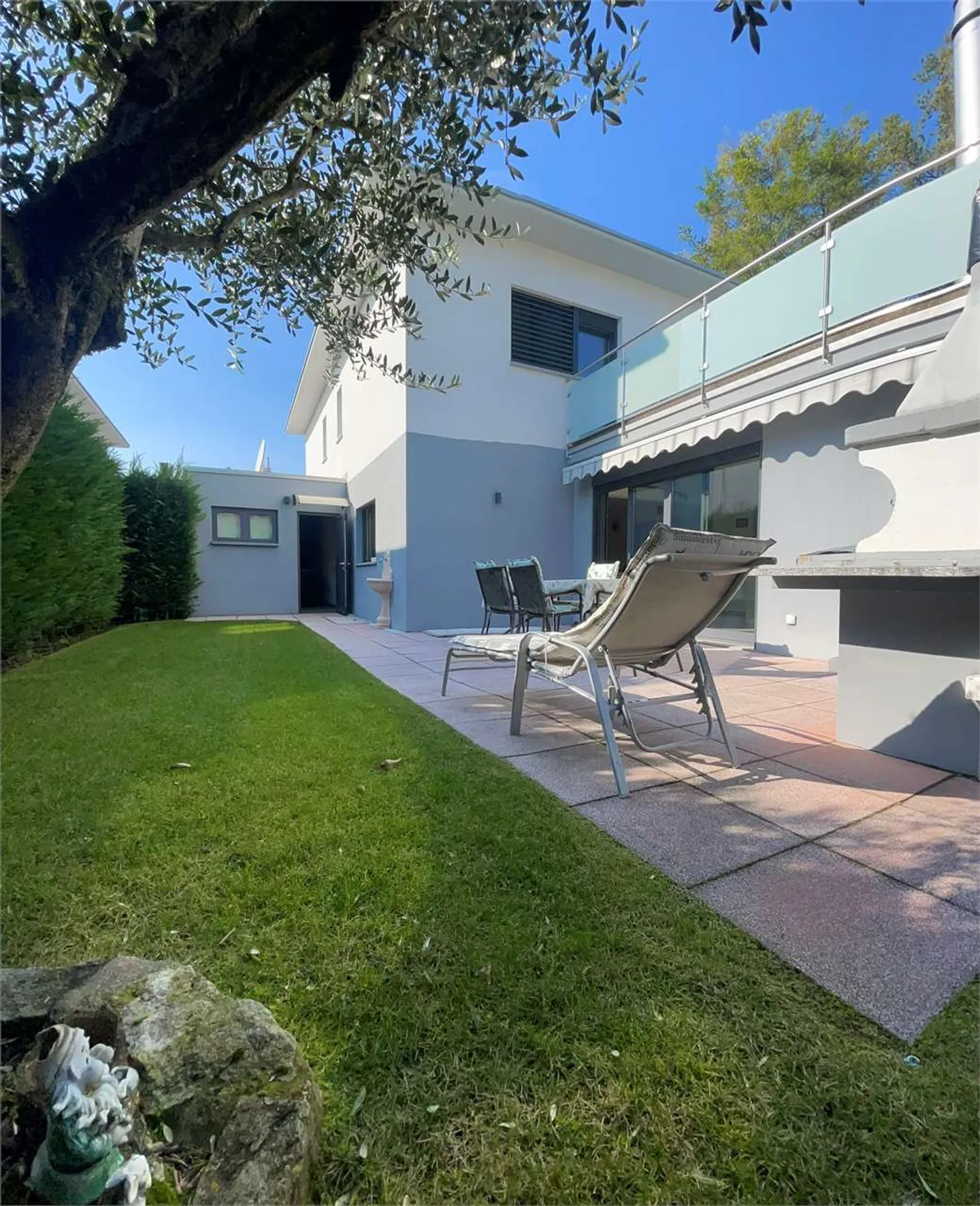 Villa di alto standard nella zona più esclusiva di Cademp - Foto 3 di 13