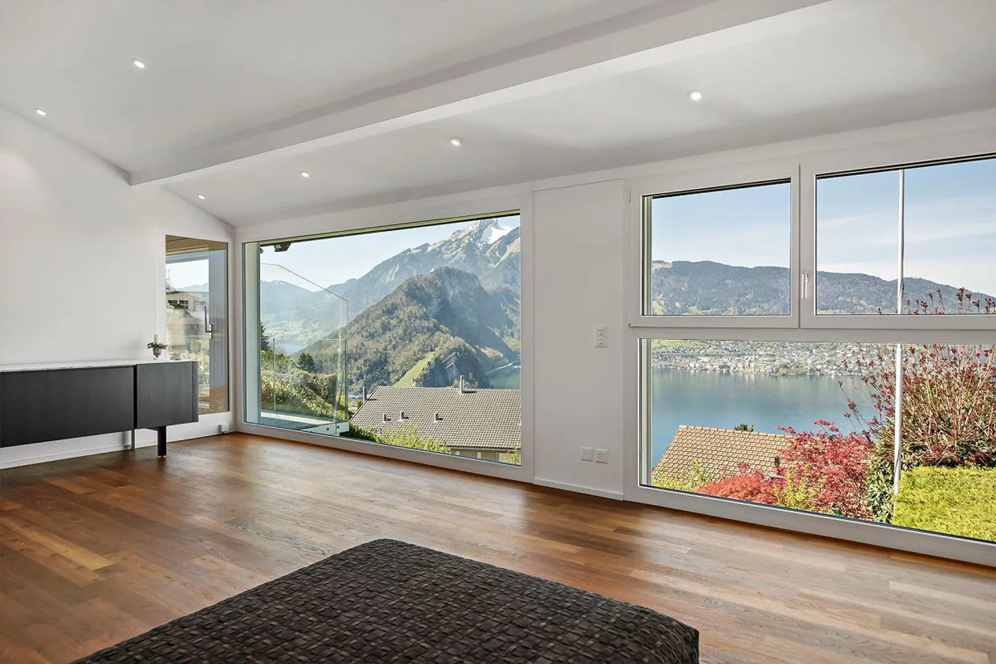Une Maison avec Piscine Extérieure Couverte - Photo 5 sur 11