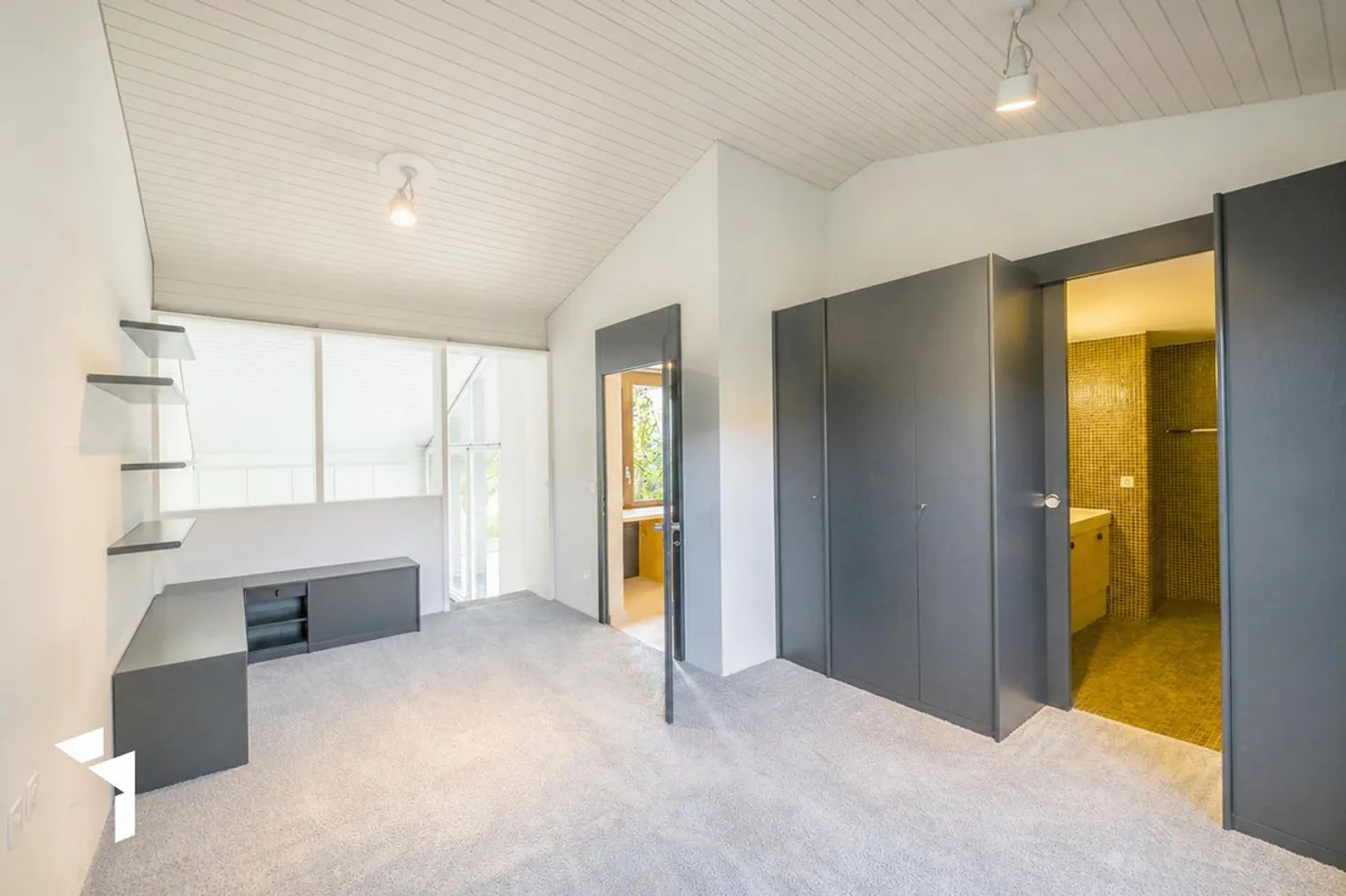 Fehr Real Estate - Idyllic 4.5-Room Atrium Villa - Photo 11 of 18