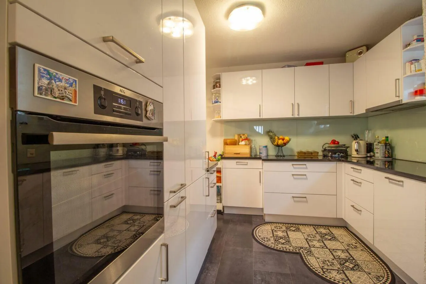 Casa unifamiliare ristrutturata di 6,5 locali con giardino, terrazza e box auto - Foto 3 di 26