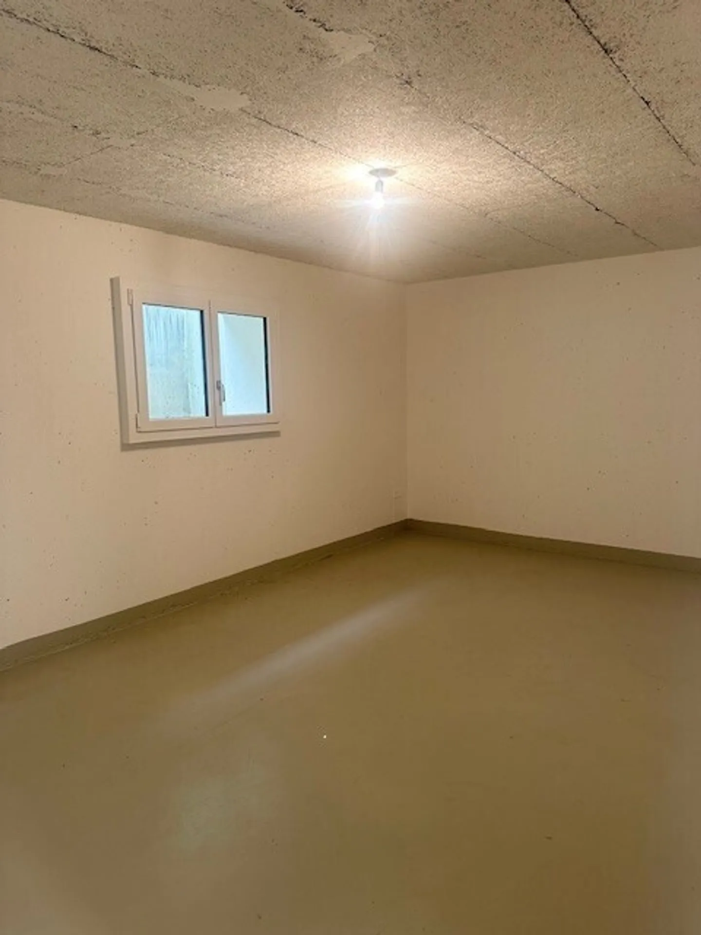 Hobbyraum zu vermieten - Foto 3 von 3