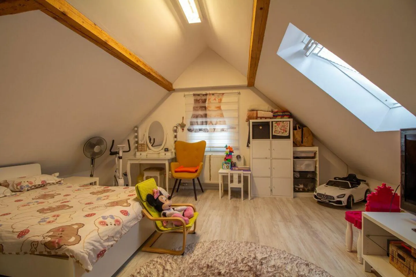 Casa unifamiliare ristrutturata di 6,5 locali con giardino, terrazza e box auto - Foto 14 di 26