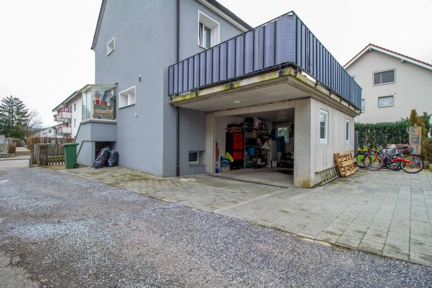 Casa unifamiliare ristrutturata di 6,5 locali con giardino, terrazza e box auto - Foto 16 di 26