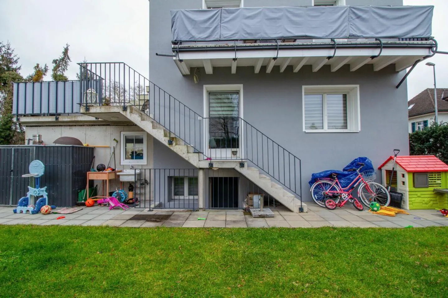 Casa unifamiliare ristrutturata di 6,5 locali con giardino, terrazza e box auto - Foto 17 di 26