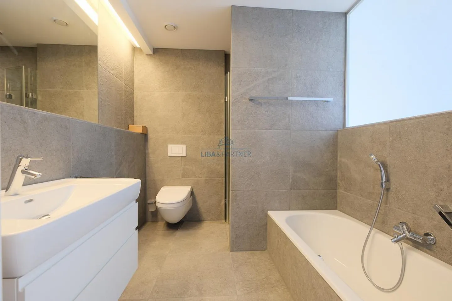 Sensazione di skyline nel verde & appartamento panoramico con vista a 360° - Foto 10 di 12