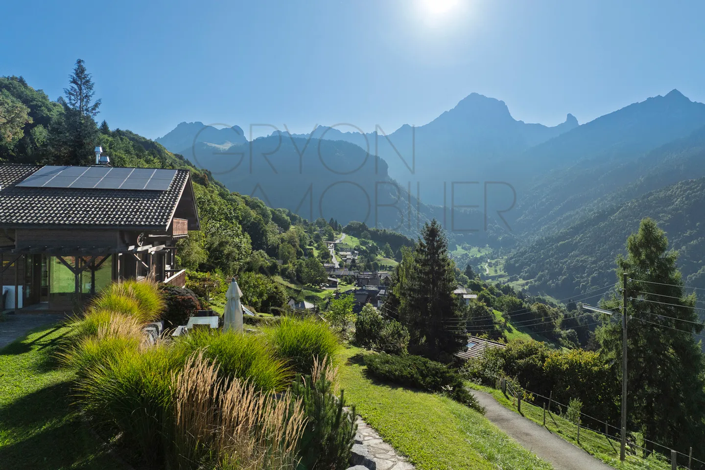 Chalet mit Atemberaubendem Blick - Foto 1 von 43