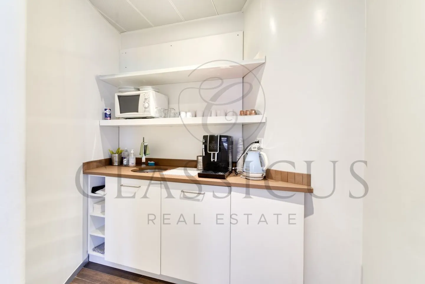 Spazio ufficio in affitto - Foto 8 di 9