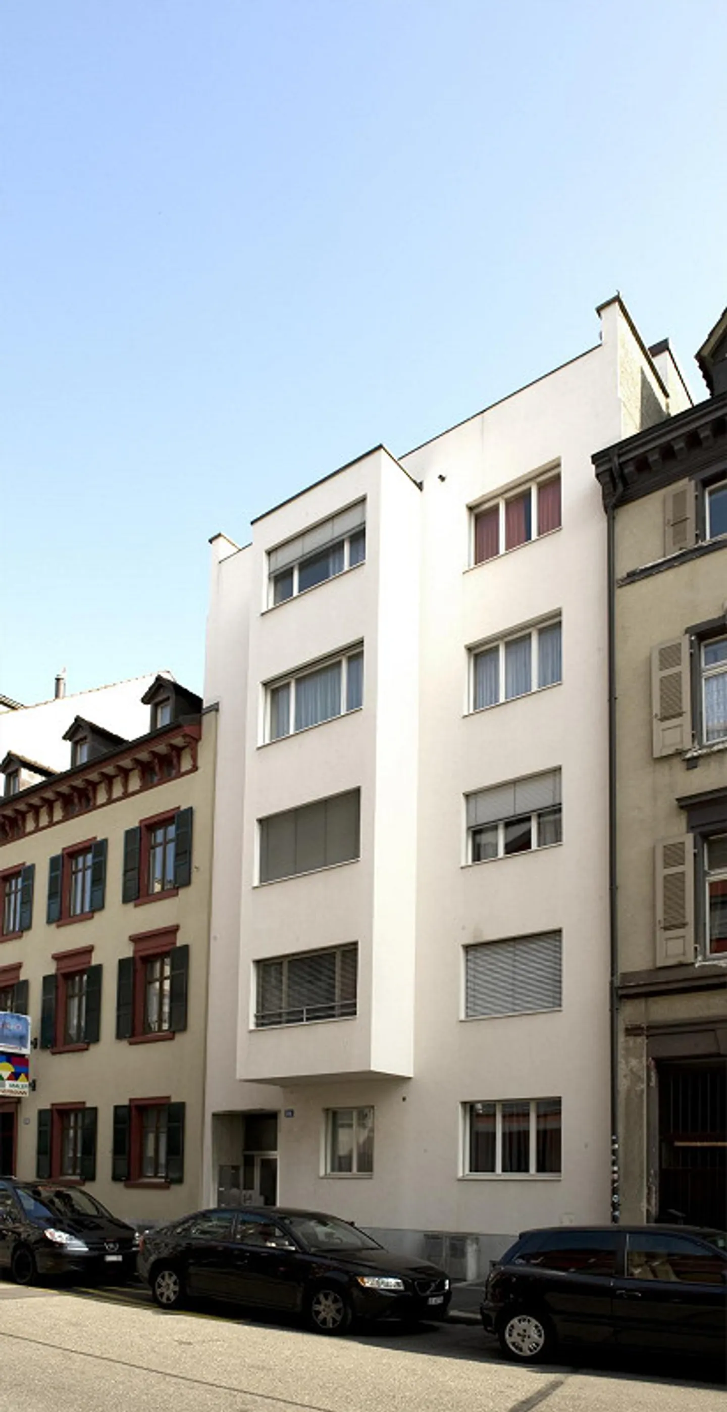 Appartement rénové 2 pièces près de Messeplatz - Photo 1 sur 6
