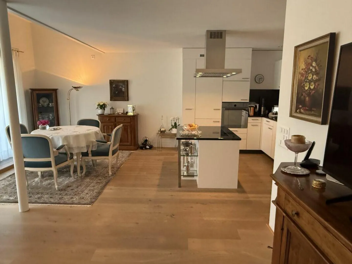 Maisonette Apartment - Photo 3 of 17