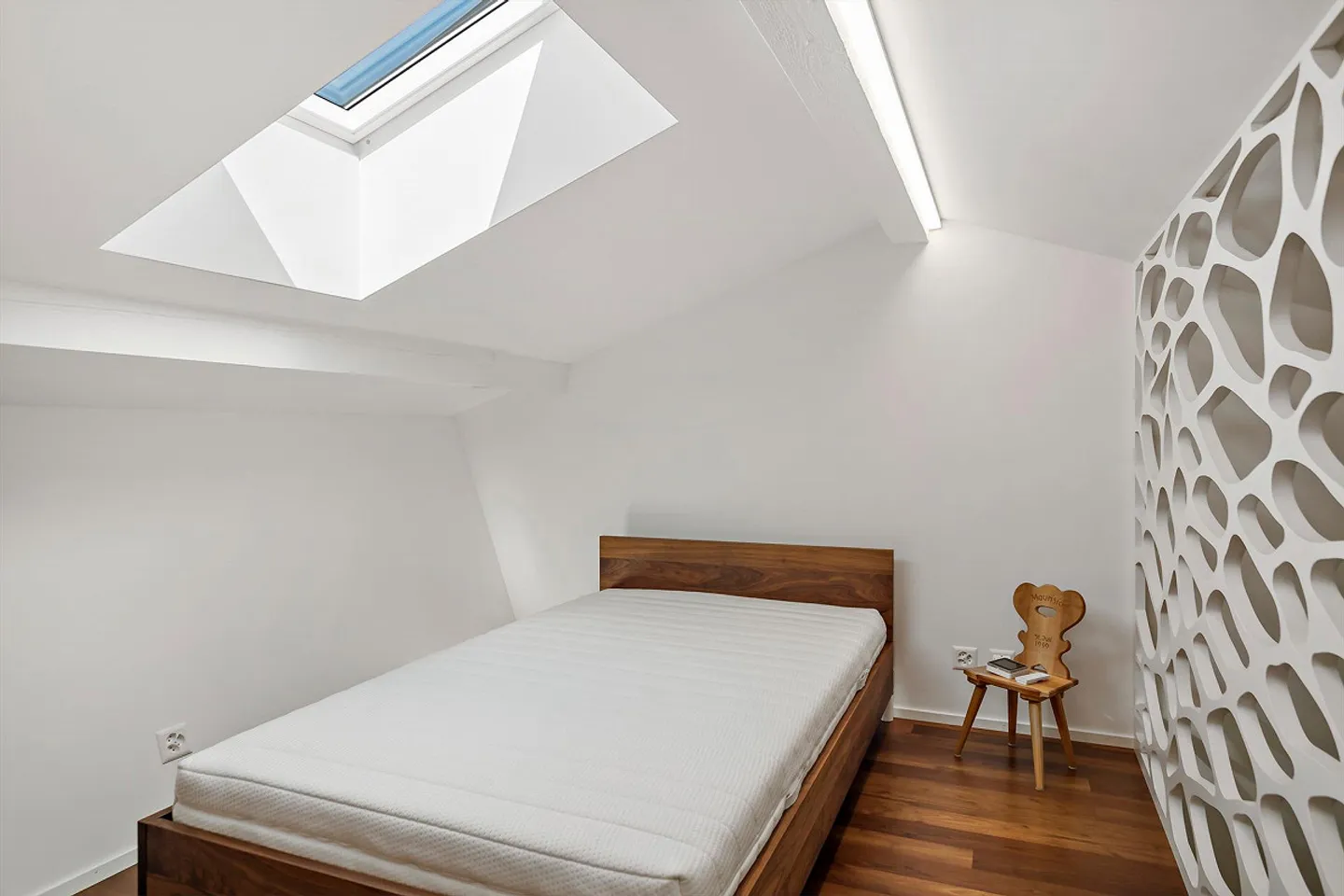 Une Maison avec Piscine Extérieure Couverte - Photo 9 sur 11