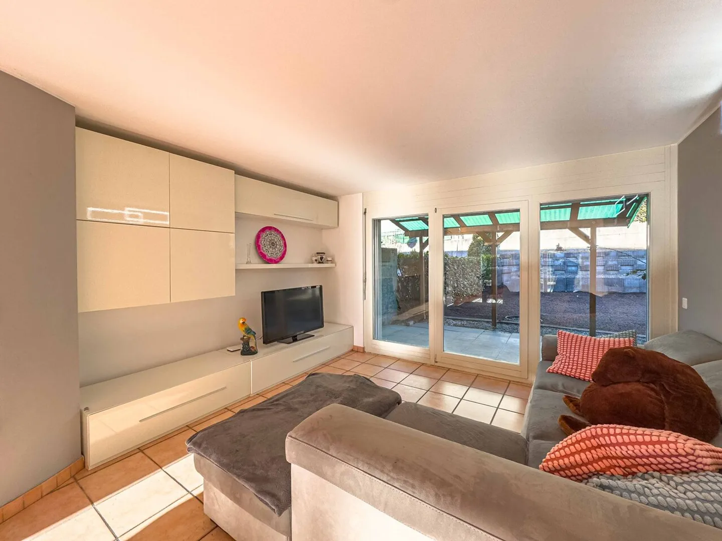 Maison jumelée avec jardin à Arzo - Photo 2 sur 11