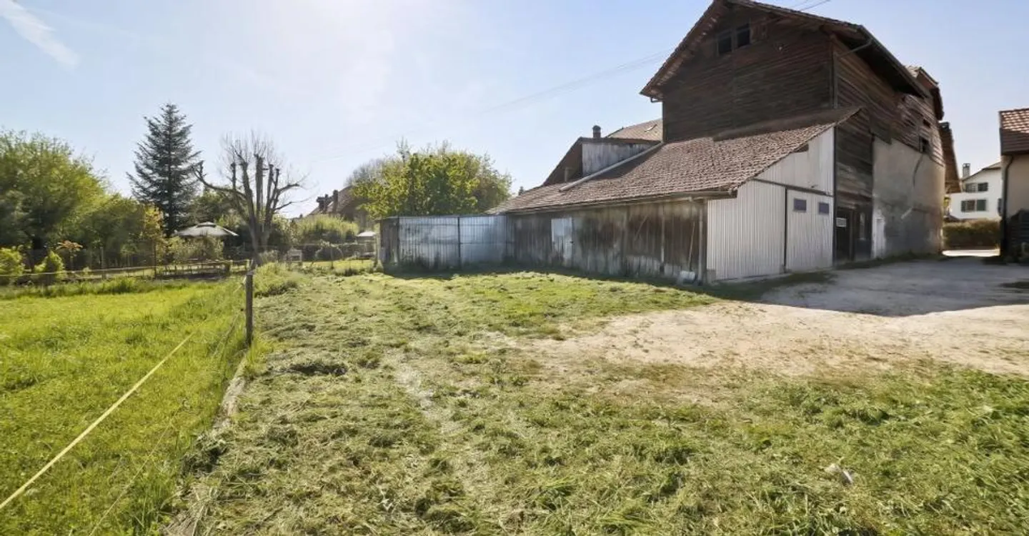 Grange à rénover avec potentiel - Photo 5 sur 6