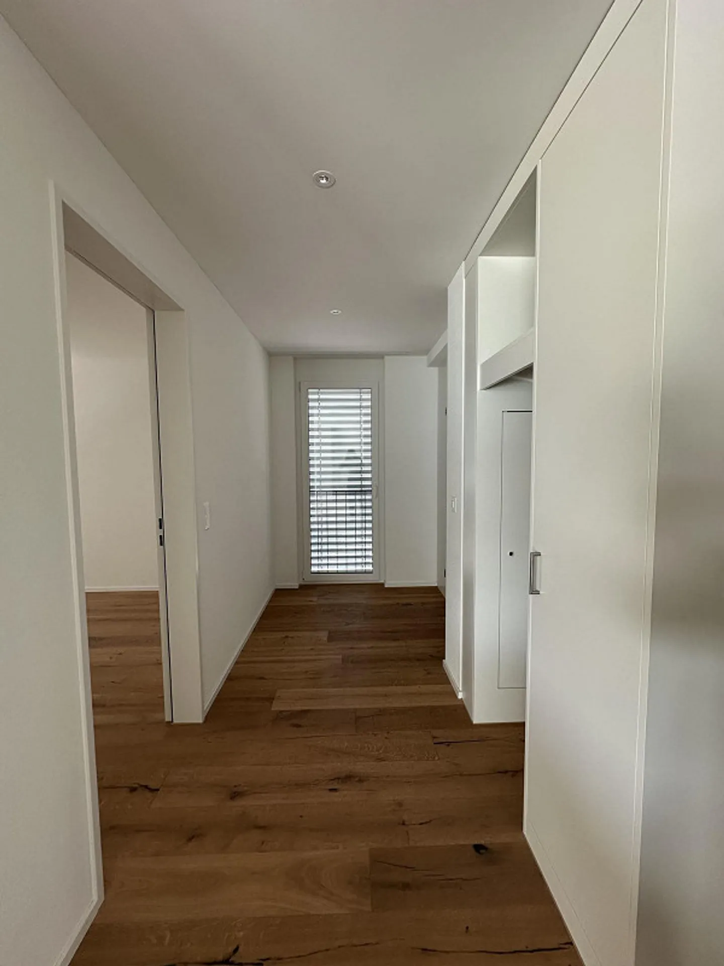 COPIE - Appartement moderne de 4,5 pièces au standard de propriété - Photo 3 sur 14