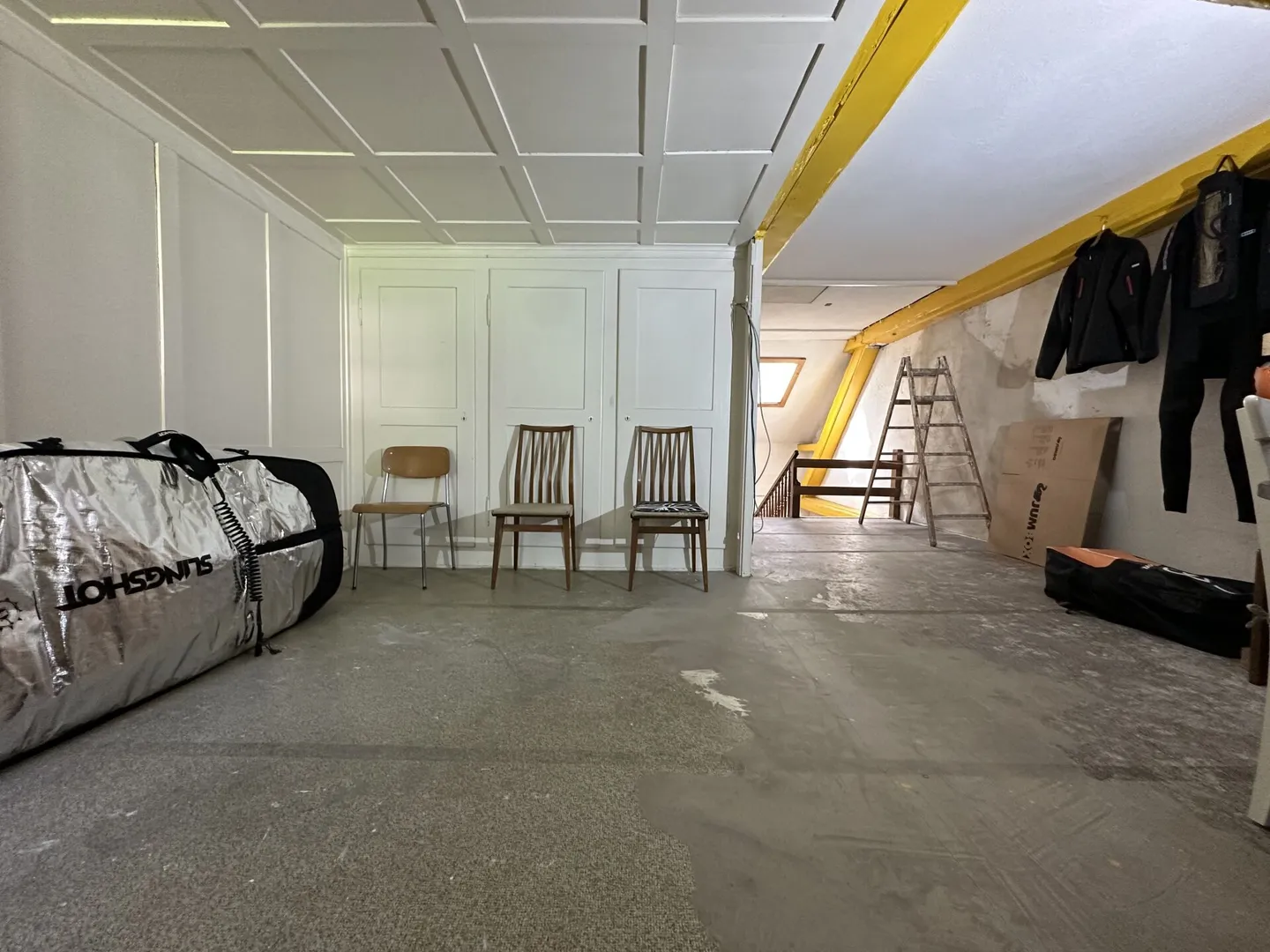 Casa a schiera spaziosa con fascino e potenziale - Foto 10 di 14