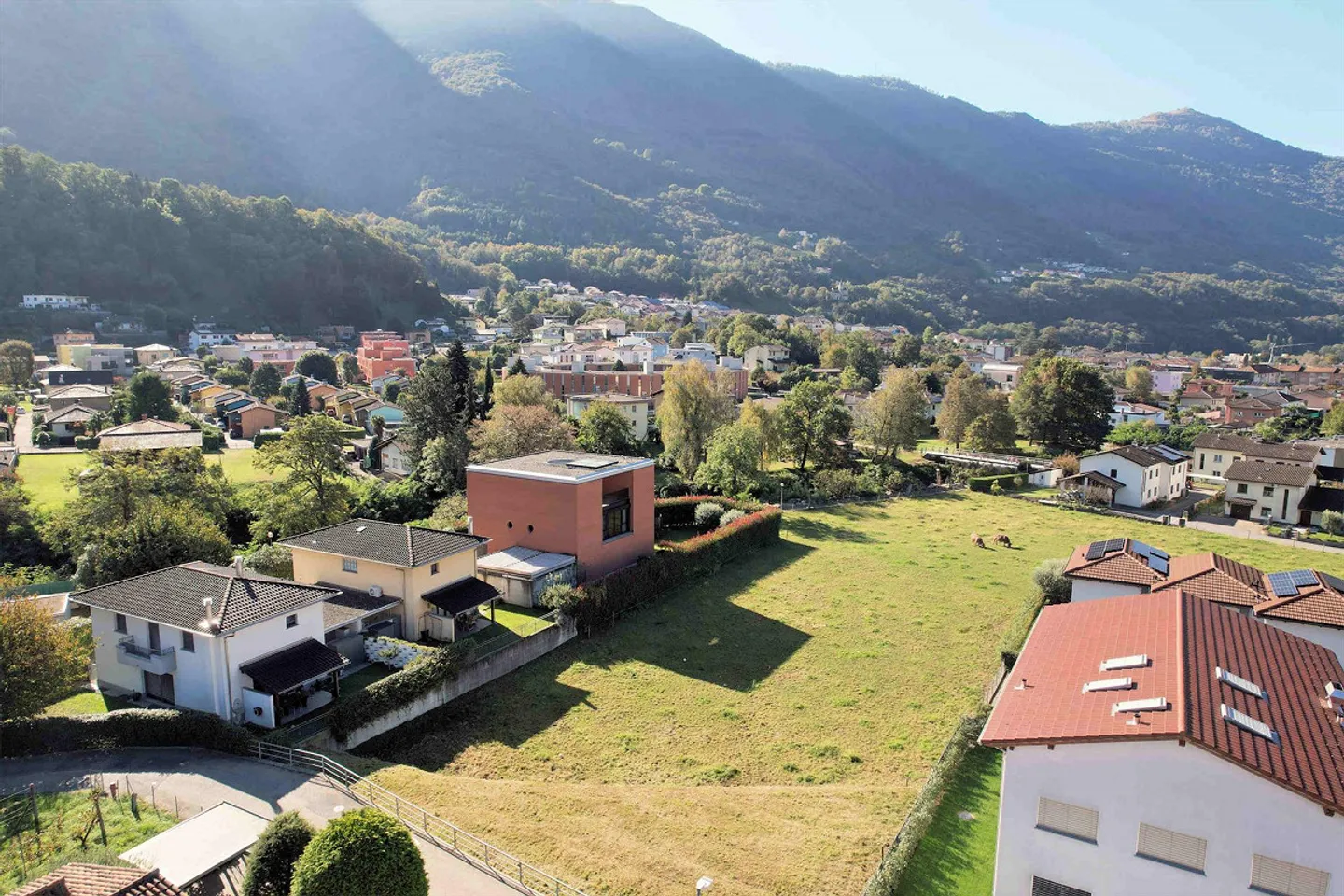 Nuovo appartamento con grande giardino in zona residenziale esclusiva - Foto 3 di 16