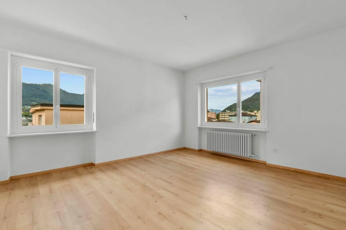Casa plurifamiliare con 12 appartamenti - Rendimento attraente del 4,5 % - Foto 2 di 12
